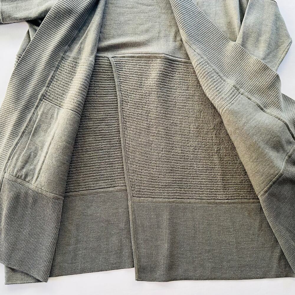 Lululemon Sit In Lotus Wrap Grey Sage Green Size L/XL Merino Wool Cardigan $148 - Picture 9 of 10
